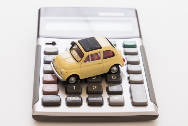 黄色の車・電卓